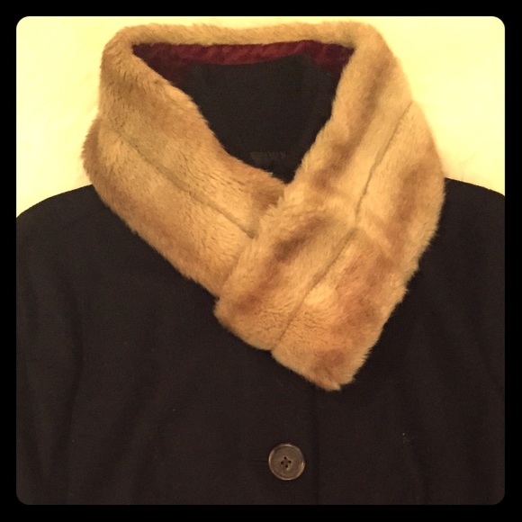 Faux Fur Collar