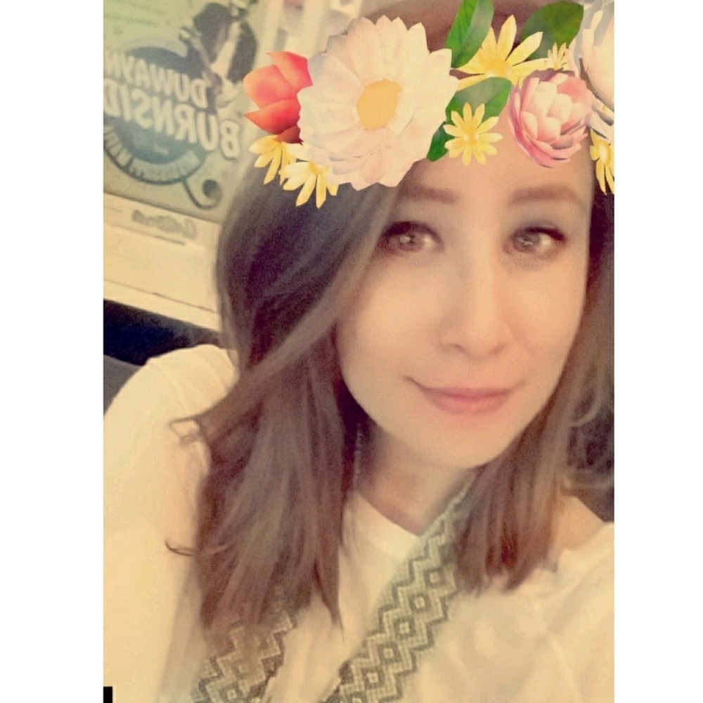 Meet your Posher 🌺 🌺