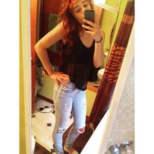 Meet your Posher, Selena