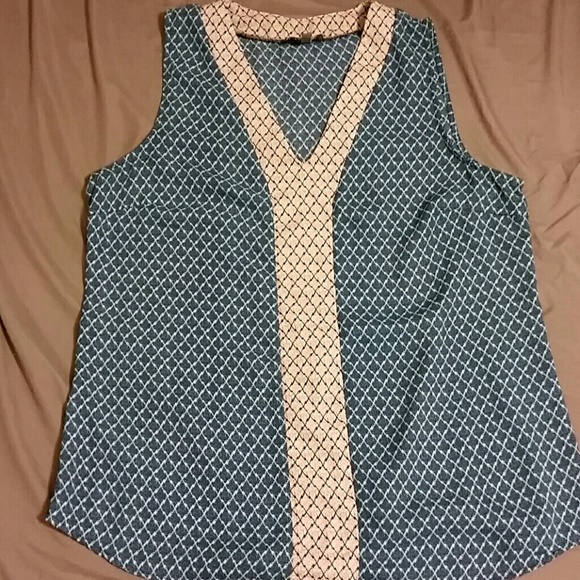 Market & Spruce Sleeveless Blouse