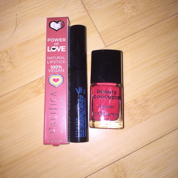 Make up bundle! - Picture 4 of 4