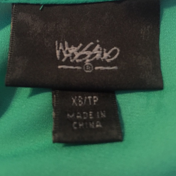 Top - Picture 2 of 2