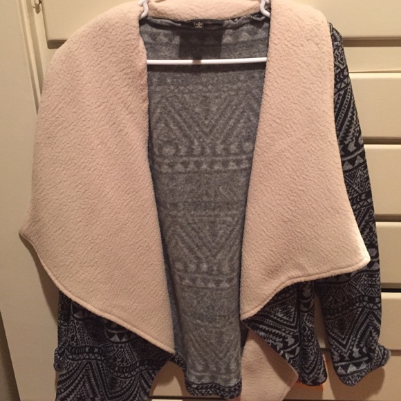 Blu Pepper cardigan