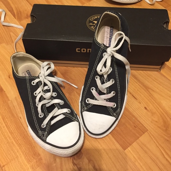Black Converse Women's size 5 with box