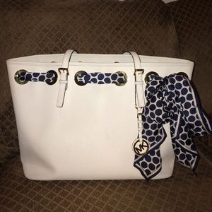 Michael Kors Tote