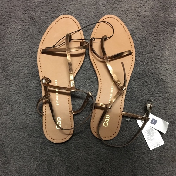 NWT Gap sandals