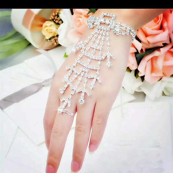 Women's - Crystal Bracelet