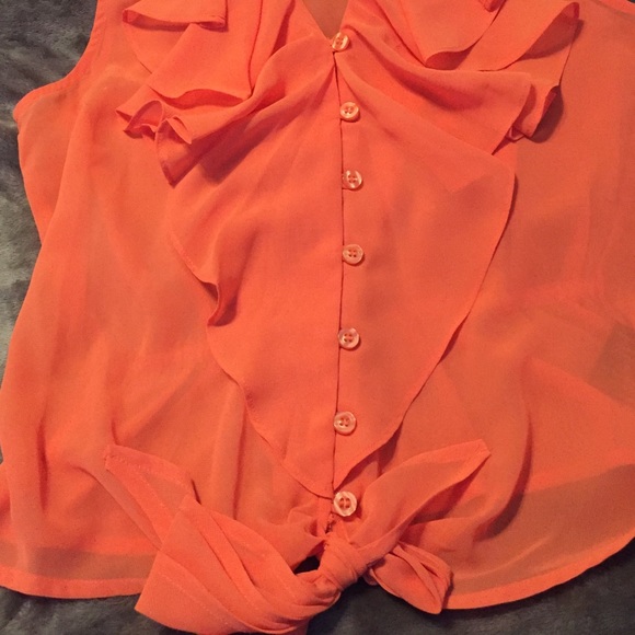 Top - Picture 3 of 4