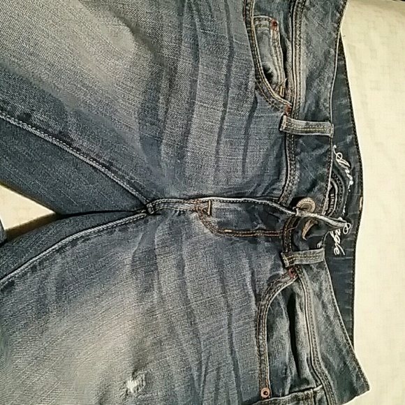 Jeans - Picture 2 of 3