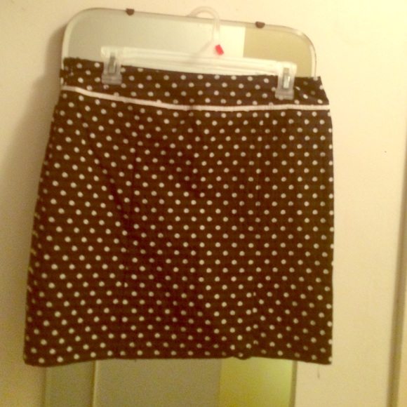 Black and white polka dot pencil skirt