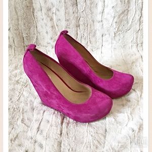 ALDO Closed-Toe Wedges