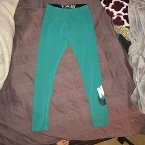 Nike leggings