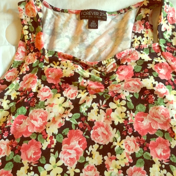 Floral crop top