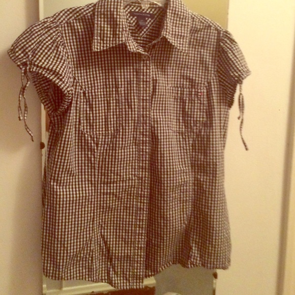 Black and white Tommy Hilfiger button down