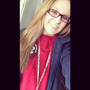 Meet your Posher, Katelyn