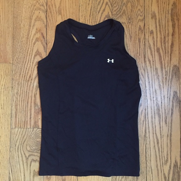 Under Armour Tops - Under Armour Tank Medium