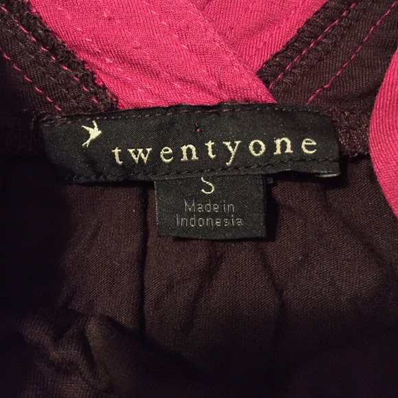 Top - Picture 2 of 3