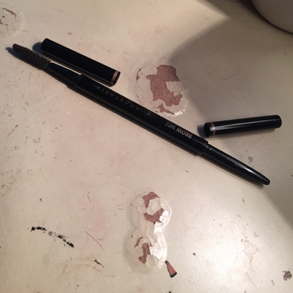 Anastasia Beverly Hills Brow Wiz