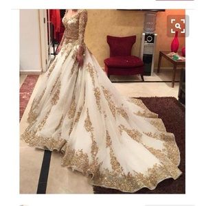 Meet your Posher, Sonica