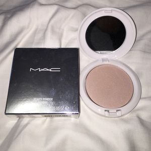 Mac beauty powder