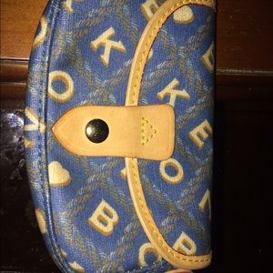 Dooney & Bourke wristlet