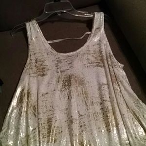 J Lo Gold & White Shimmer Top.   NWOT