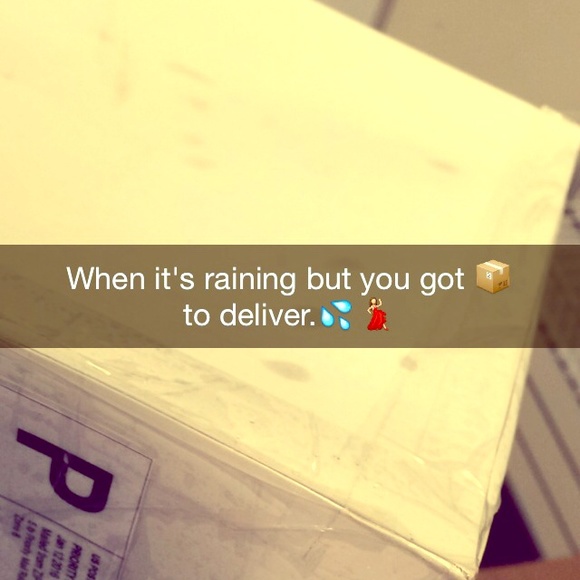 When it's raining Hard so you Posh harder.💃💦👏❤️ - Picture 1 of 1