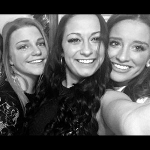 Meet your Posher, Lauren