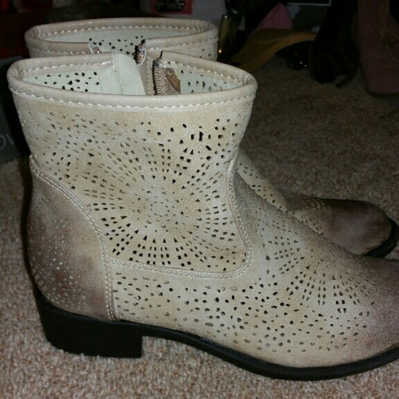 Cute boots