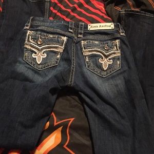 Reserved for vanni_saiz