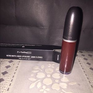 MAC: retro finish liquid lipstick •lady be good•