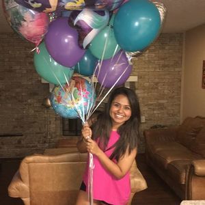 Meet your Posher, Manasi