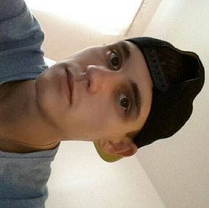 Meet your Posher, Seith