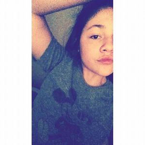 Meet your Posher, Dayna