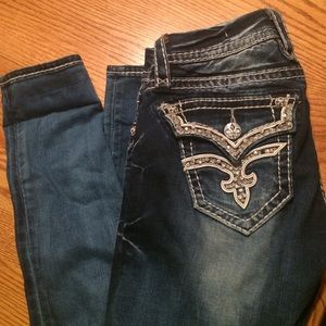 Rock Revival Skinny jeans.