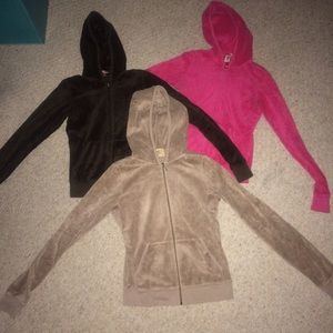 Juicy couture velour zip up. Size s & m.