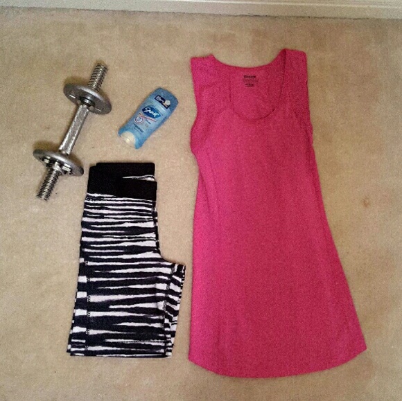 Reebok Play dry Hot Pink tank