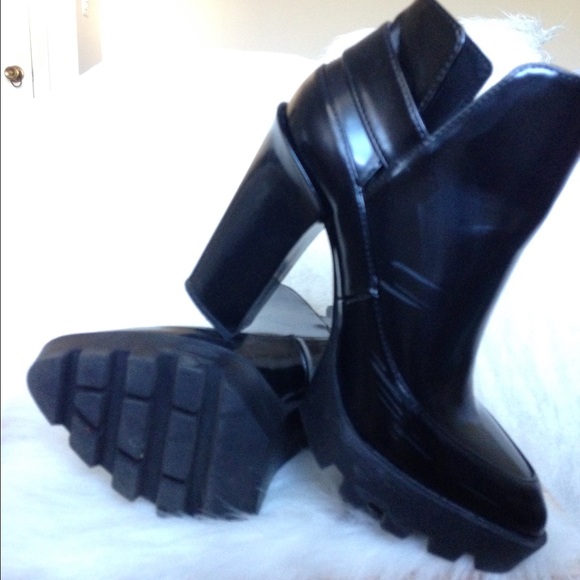 Zara Shoes - Zara Worker Boot Zara Shoes - Zara Worker Boot