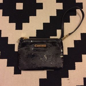 Michael Kors wristlet/small bag