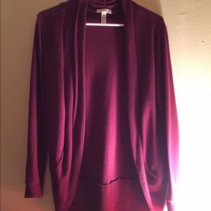 Maroon cardigan ❤️