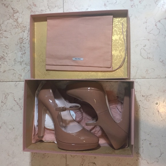 Miu Miu Patent Leather 130M Mary Jane Pump in Nude - Picture 4 of 4