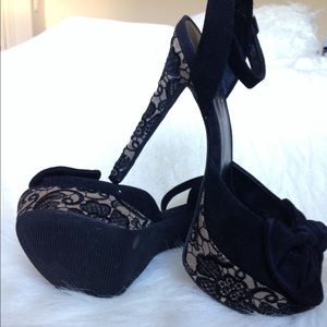 Jessica Simpson Shoes - Platform Leather Pumps Jessica Simpson Shoes - Platform Leather Pumps