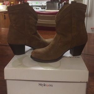 Style & co. Western booties size 8.5