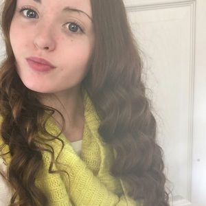 Meet your Posher, Jillian