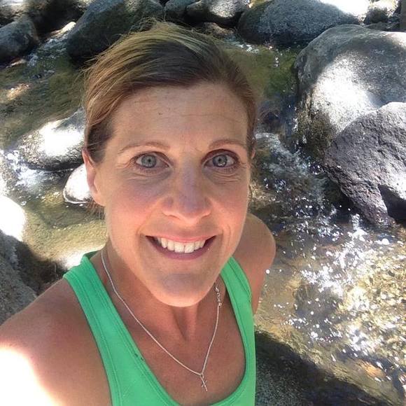 Meet your Posher, Rebecca