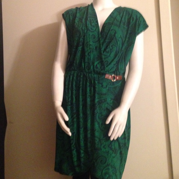 Tonite only!  Michael Kors paisley V-Neck dress