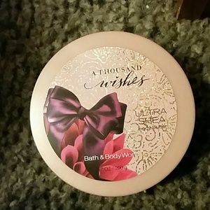 Bath and body works a thousand wishes
