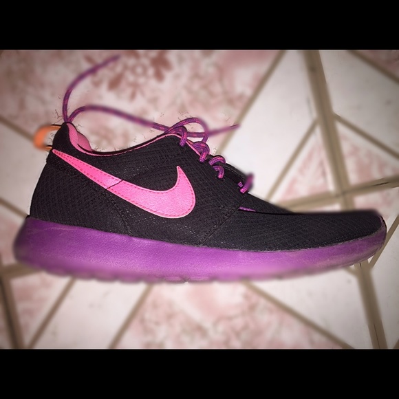 Nike Roshe Runs