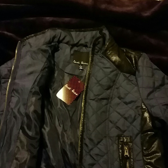 Jacket - Picture 2 of 4