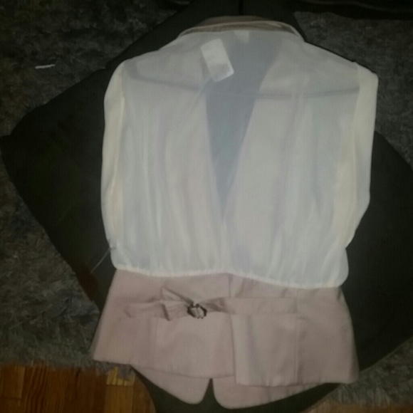 Gorgeous tan blazer sleeveless sheer - Picture 4 of 4